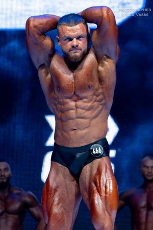 CLASSIC PHYSIQUE +178